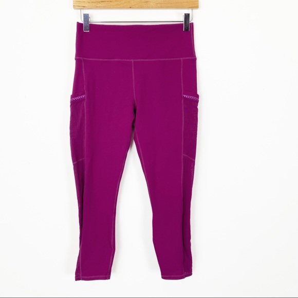 Fabletics Pants - FABLETICS High Waisted Hi Rise Powerhold Leggings Berry Pink Purple Cropped S/M
